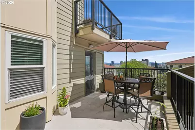 315 NW Uptown Ter #A1, Portland, OR 97210 - Photo 26