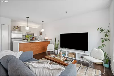 315 NW Uptown Ter #A1, Portland, OR 97210 - Photo 6