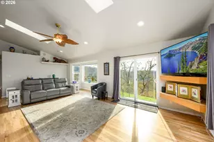 658 Ryan Heights Ln, Roseburg, OR 97470 - Photo 16