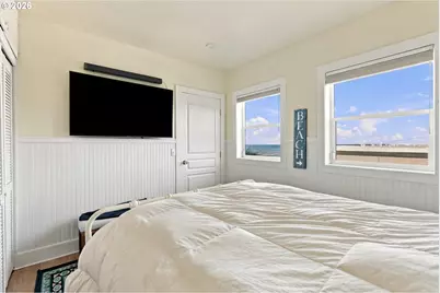 1093 NW 8th St, Lincoln City, OR 97367 - Photo 26