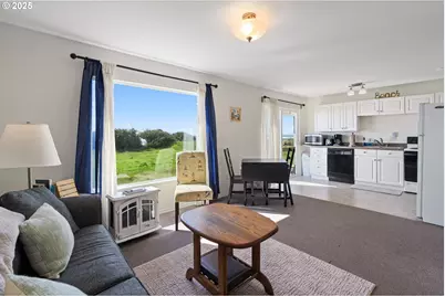 259 S Pacific St, Rockaway Beach, OR 97136 - Photo 38