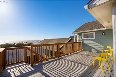 259 S Pacific St, Rockaway Beach, OR 97136 - Photo 32