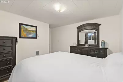 2573 Carleton Way NE, Salem, OR 97301 - Photo 32