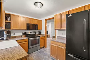 2573 Carleton Way NE, Salem, OR 97301 - Photo 30