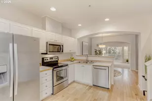 13810 SW Scholls Ferry Rd, Beaverton, OR 97007 - Photo 10