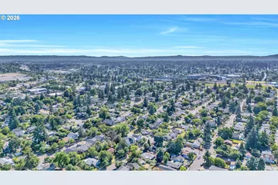 10510 SE Harold St, Portland, OR 97266 - Photo 40