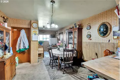 10510 SE Harold St, Portland, OR 97266 - Photo 12
