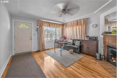 240 NE 80th Ave, Portland, OR 97213 - Photo 4