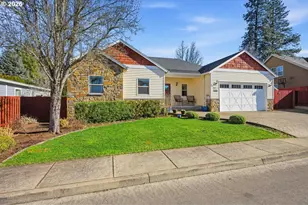 1464 N Hazelnut Ct, Canby, OR 97013 - Photo 2