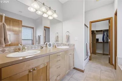 1464 N Hazelnut Ct, Canby, OR 97013 - Photo 16