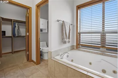 1464 N Hazelnut Ct, Canby, OR 97013 - Photo 18