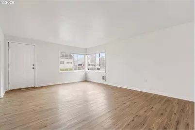 107 N 2nd St, Pe Ell, WA 98572 - Photo 2