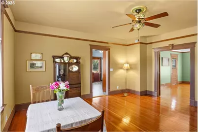 221 Main St, Riddle, OR 97469 - Photo 16