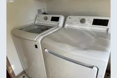 33399 NW Ej Smith Rd, Scappoose, OR 97056 - Photo 16