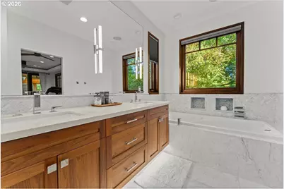 7642 SE Harrison St, Portland, OR 97215 - Photo 18