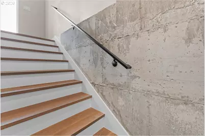 9818 SW 34th Pl, Portland, OR 97219 - Photo 28