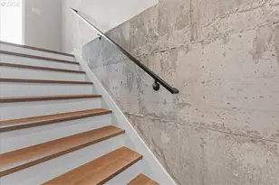 9818 SW 34th Pl, Portland, OR 97219 - Photo 28