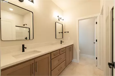 3412 SE 8th Pl, Battle Ground, WA 98604 - Photo 8