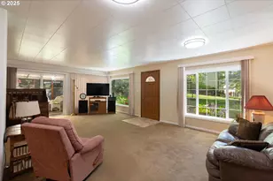 77690 Brock Rd, Oakridge, OR 97463 - Photo 34