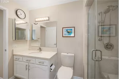9625 SW Brentwood Pl, Portland, OR 97224 - Photo 28