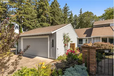 9625 SW Brentwood Pl, Portland, OR 97224 - Photo 4