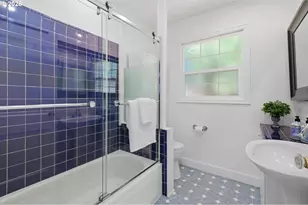 7158 SW 4th Ave, Portland, OR 97219 - Photo 16