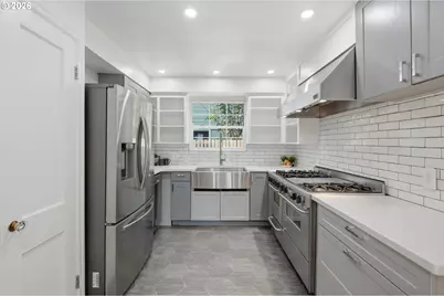 7158 SW 4th Ave, Portland, OR 97219 - Photo 10