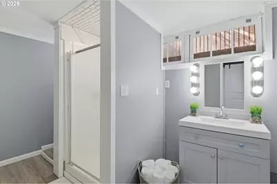 7158 SW 4th Ave, Portland, OR 97219 - Photo 20
