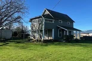 1745 Winston Rd, Hood River, OR 97031 - Photo 2