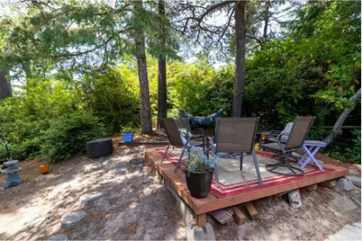 1600 Rhododendron Dr #155, Florence, OR 97439 - Photo 2