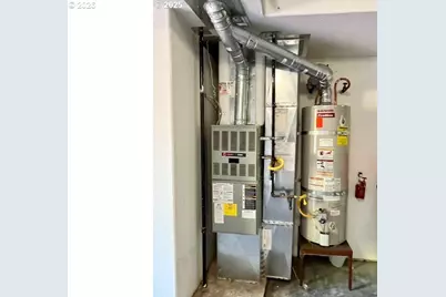 10478 NW Forestview Way, Portland, OR 97229 - Photo 28