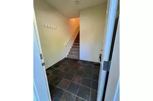 10478 NW Forestview Way, Portland, OR 97229 - Photo 4