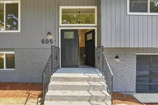 605 NE 8th Ave, Battle Ground, WA 98604 - Photo 2
