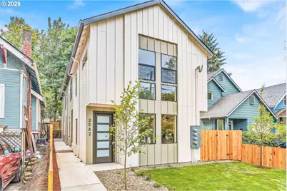 3940 SE Ivon St, Portland, OR 97202 - Photo 4