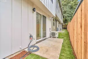 3940 SE Ivon St, Portland, OR 97202 - Photo 22