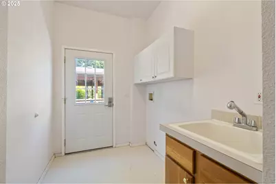 10425 Neahkahnie Creek Rd, Nehalem, OR 97131 - Photo 38