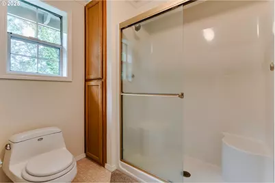 1328 Spyglass Dr, Eugene, OR 97401 - Photo 34