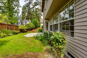 1328 Spyglass Dr, Eugene, OR 97401 - Photo 48