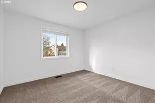 404 SW Riverview Ave, Gresham, OR 97080 - Photo 18