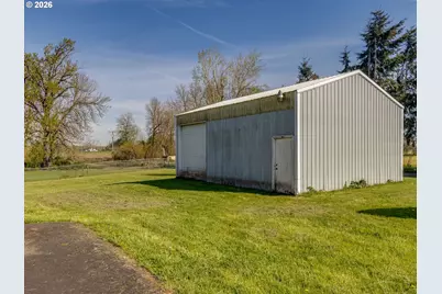 19330 NW Gillihan Rd, Portland, OR 97231 - Photo 32