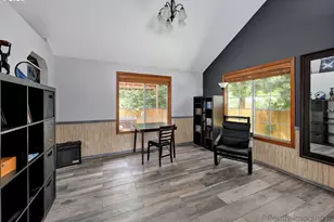 18410 SW Pheasant Ln, Beaverton, OR 97003 - Photo 6