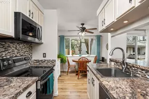 2338 SE 124th Ave, Portland, OR 97233 - Photo 12