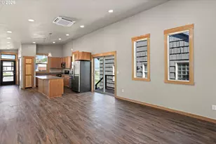 910 Clark St, The Dalles, OR 97058 - Photo 18