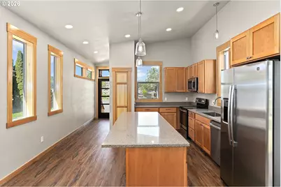 910 Clark St, The Dalles, OR 97058 - Photo 14