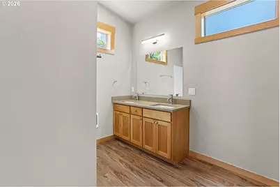 910 Clark St, The Dalles, OR 97058 - Photo 26
