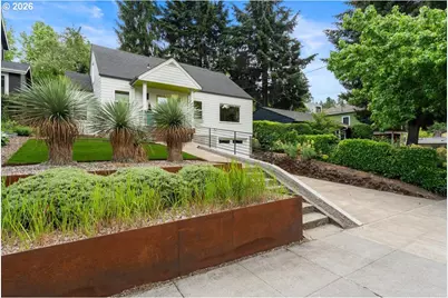 2852 NW Upshur St, Portland, OR 97210 - Photo 2