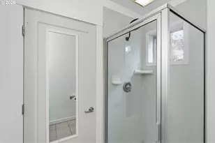 8526 N Syracuse St, Portland, OR 97203 - Photo 32