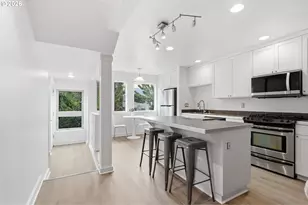 8526 N Syracuse St, Portland, OR 97203 - Photo 12