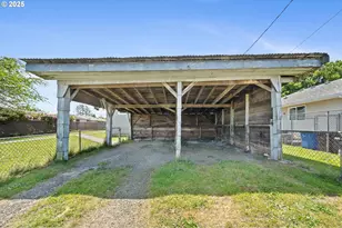 1209 6th St, Tillamook, OR 97141 - Photo 34