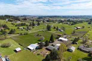 2035 Primrose Loop, Philomath, OR 97370 - Photo 8